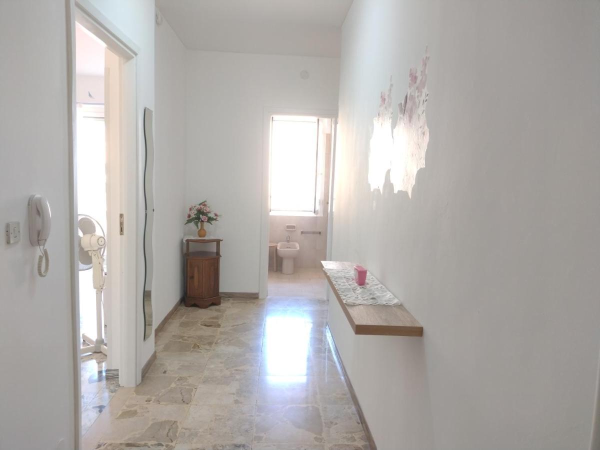 Casa Fronte Mare Appartement Ventimiglia Buitenkant foto
